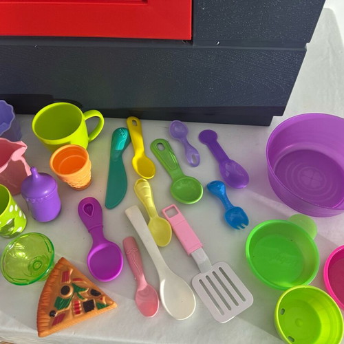 Children's kitchen used with accessories