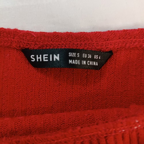 Shein red crop top ribbed, size S, like new