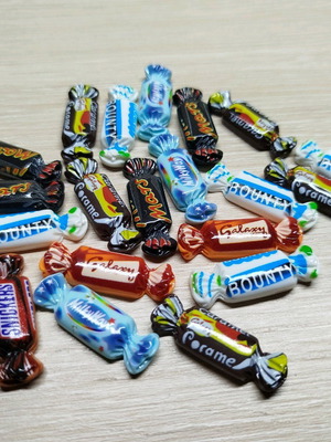 Miniature candies new, set of 20, epoxy resin