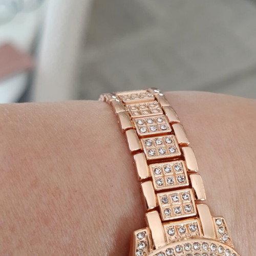 Women's rose gold watch with rhinestones and matching bracelet new