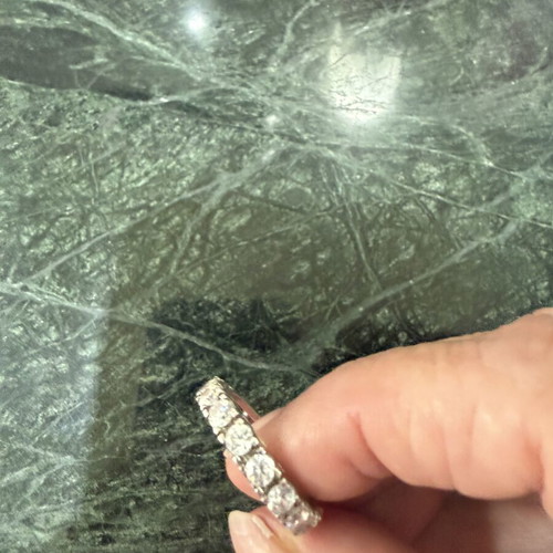 Silver ring with zirconia