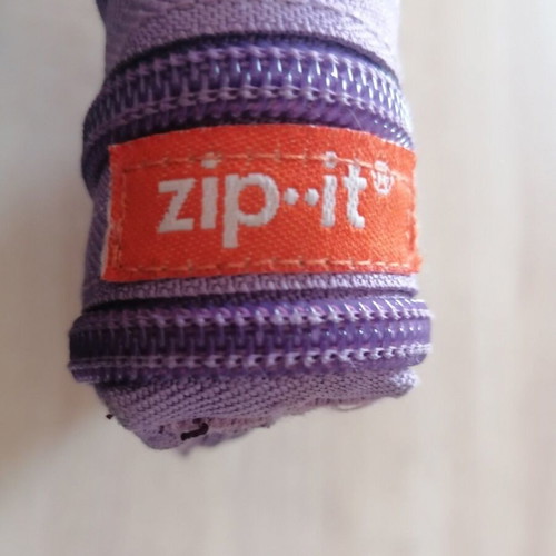 Zip.It toiletry bag pencil case wallet purple like new