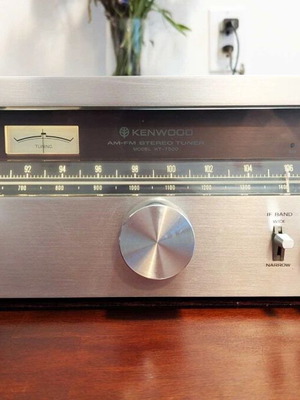 Αναλογικό ραδιόφωνο Kenwood KT-7500 σε άψογη κατάσταση