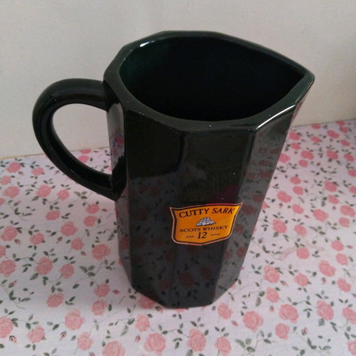 Cutty Sark Scots Whisky Aged 12 Years ceramic water jug used