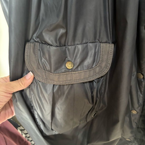 Replay trench coat with detachable lining and gathers, used