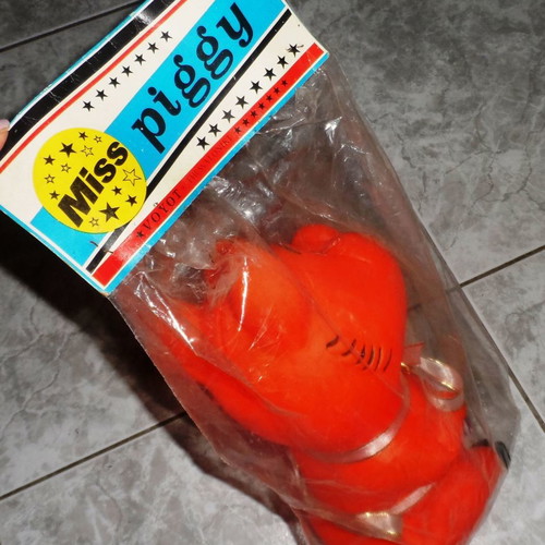 Miss Piggy vintage large original toy new, packaged