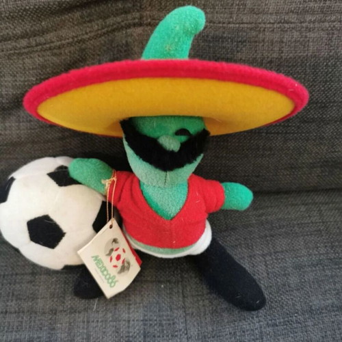 Mascot Mexico 1986 like new