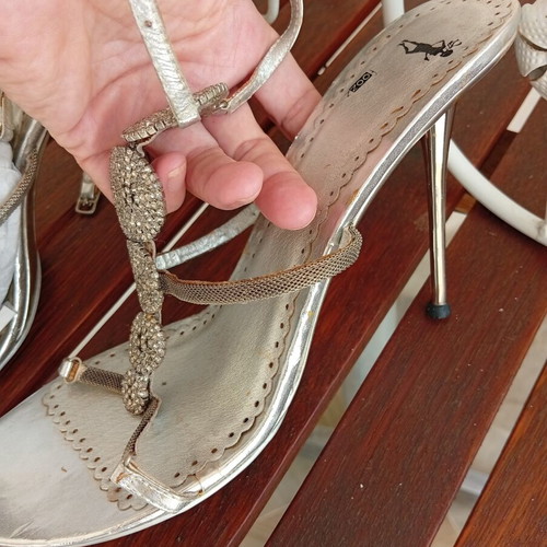 Silver sandals size 40 used, leather insole
