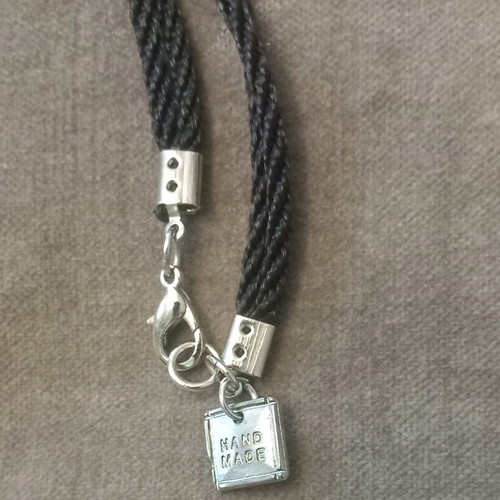 Angelo Barreta handmade necklace like new, black