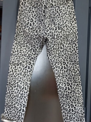 H&M Slim Fit Leopard Pants like new, EU32