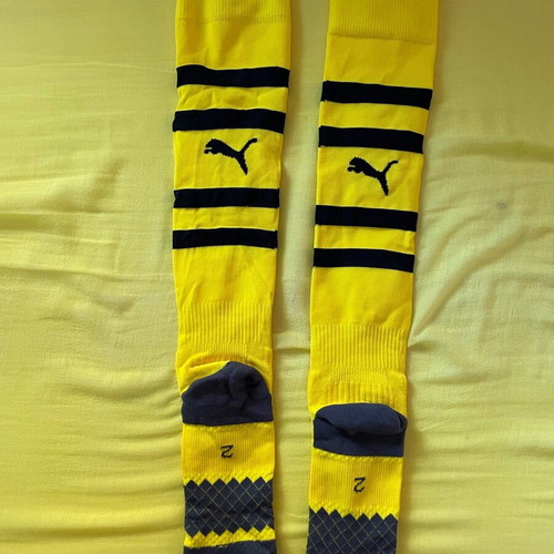 Borussia Dortmund training socks like new, authentic