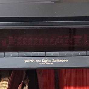 Sony tuner used with minor scratches