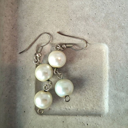 Double pearl earrings, beige and silver