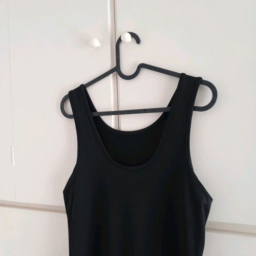 Black bodysuit like new, one size