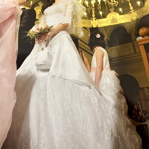 Wedding dress with Swarovski stones like new, size S, white