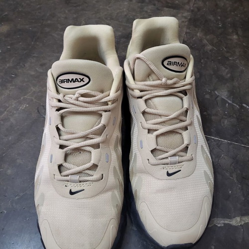 Nike Air Max Dn sneakers used, size 42, beige and black
