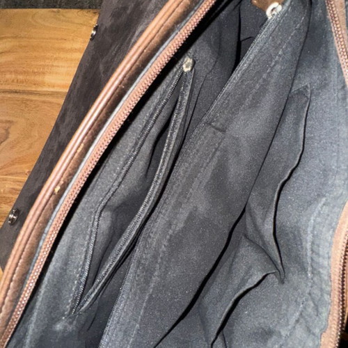 Brown shoulder bag used with multiple pockets