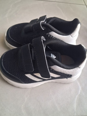 Adidas Tensaur athletic shoes size 20 used, black and white