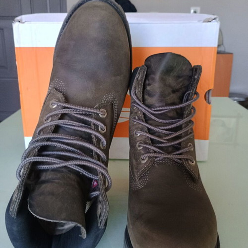 Timberland 6-Inch Waterproof Grey Nubuck Boots, size 41.5