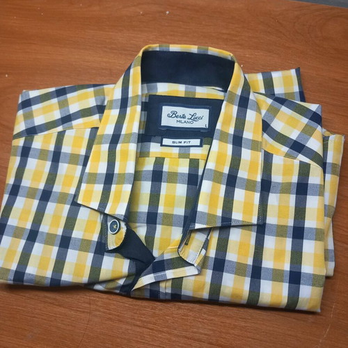 Men's checked shirt Large new, blue and yellow