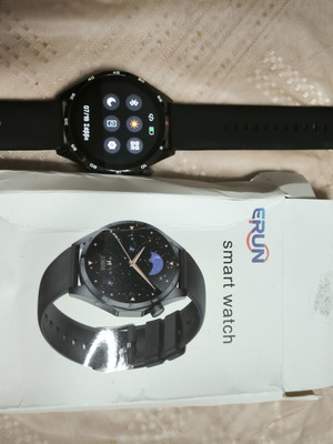 Smartwatch new with large color touchscreen and fitness features