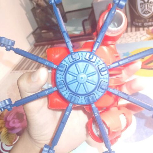 Kinder Maxi Spiderman figure like new, ideal for kids