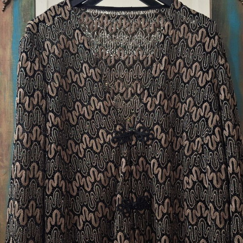 Yridizon Kimono with Gold Thread and Tassels, Like New, Free Size