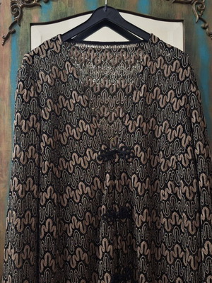 Yridizon Kimono with Gold Thread and Tassels, Like New, Free Size