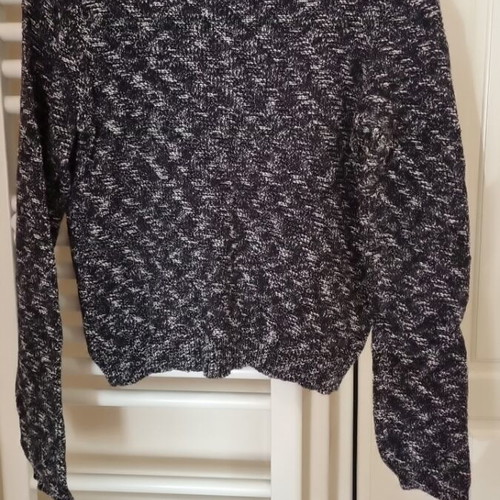 Long-sleeve winter blouse size medium like new