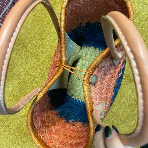 Shoulder bag like new, handmade, imported