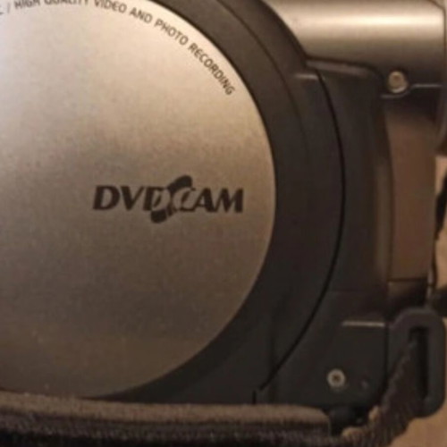 Hitachi Minidisc Video Camera like new