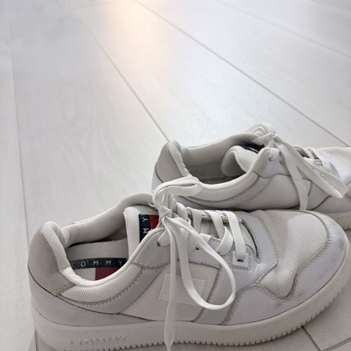 Tommy Jeans Sneakers used, size 38, white unisex sport shoes