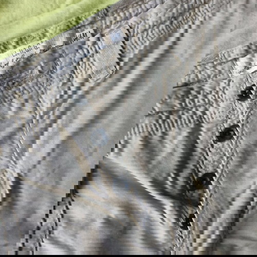 Къси панталони H&M като ново, размер L, бежови, с много джобове