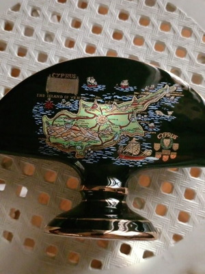 Decorative souvenir fan-shaped vase from Cyprus