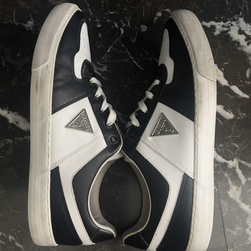 Guess Minsk sneakers used, men's size 45, black and white