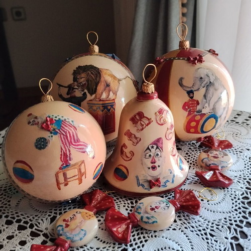 Old Circus Christmas ornaments set new, handmade plastic