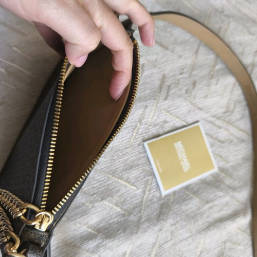 Michael Kors medium bag new, beige and brown