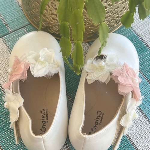 Gorgino baptism leather ballerinas like new, size 21