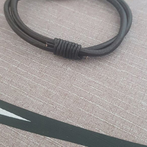 Leather bracelet new