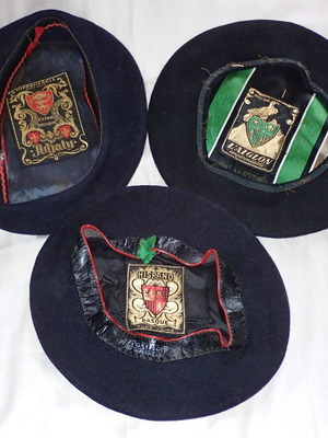 Beret used vintage pack of 3 wool black