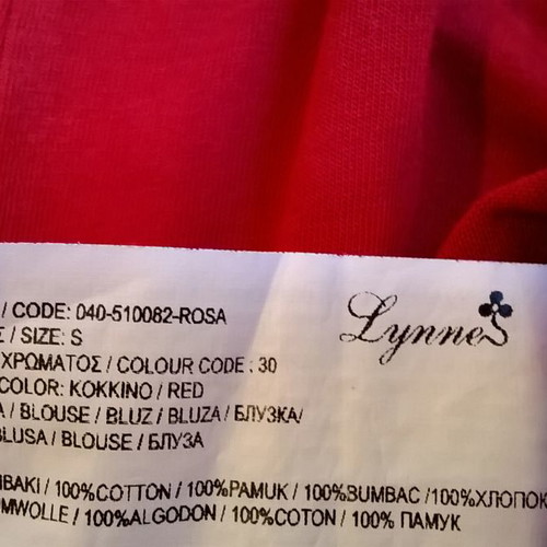 Lynne red t-shirt size S used