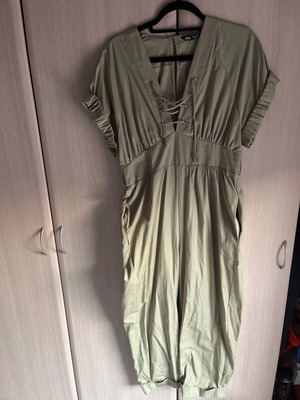 Zara one-piece like new, olive green, size L