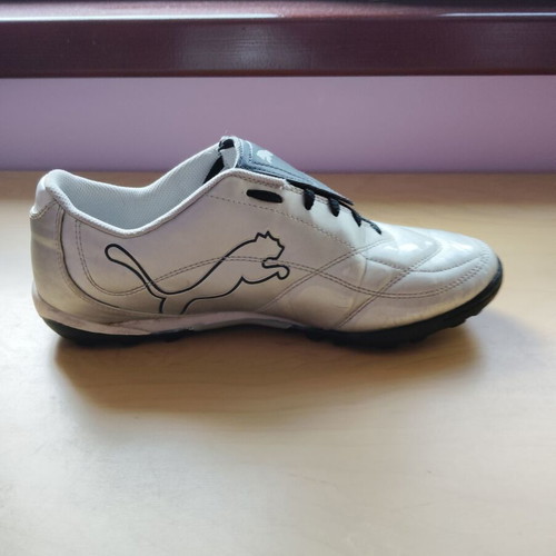 Puma football shoes size 41 used, silver