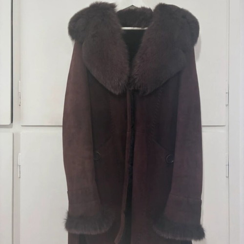 Fur Long Coat like new, chocolate color, size XL