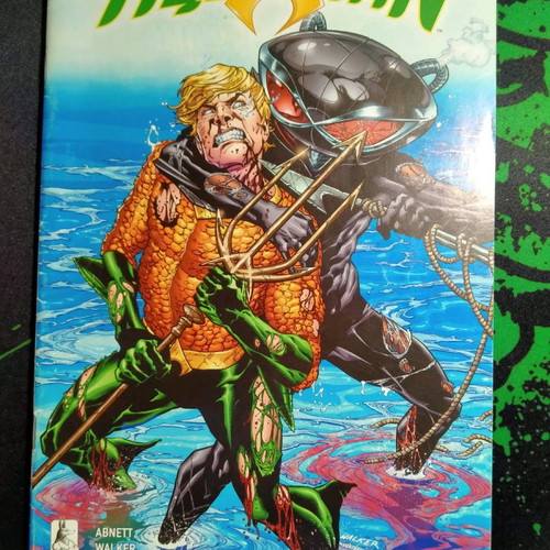 AquaMan comic like new