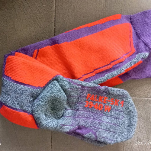 Falke ski socks new without tags