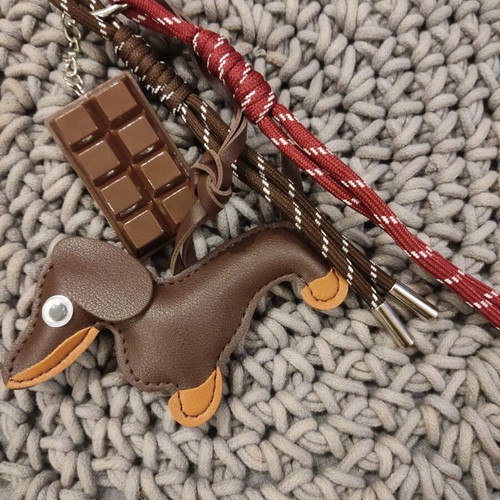 Brown dog keychain new with eye and chocolate detail