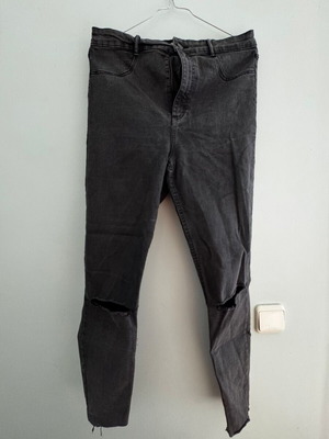 Zara jeans with rips, gray, size XXL