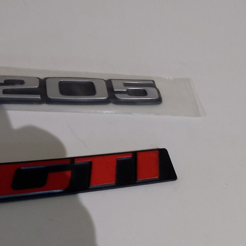 Σήματα πίσω Peugeot 205 και GTI καινούργια, brand Miria, made in Italy NOS