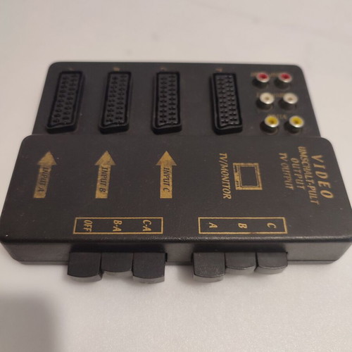 Multi Scart Adaptor μεταχειρισμένο